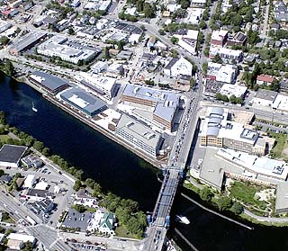 Quadrant Lake Union Center in Fremont 
